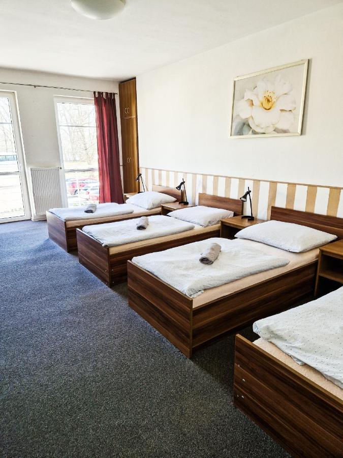 Hotel Ned Hockey Nymburk Ngoại thất bức ảnh